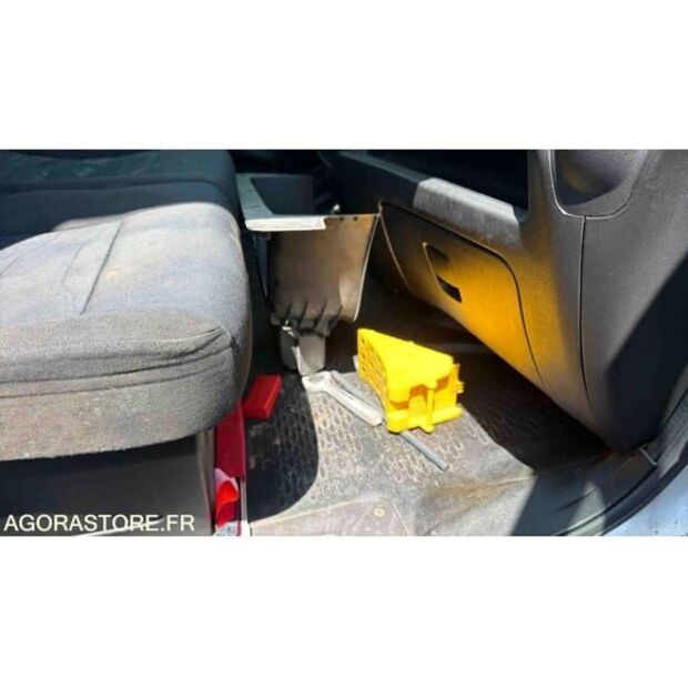 Iveco Daily-48277386