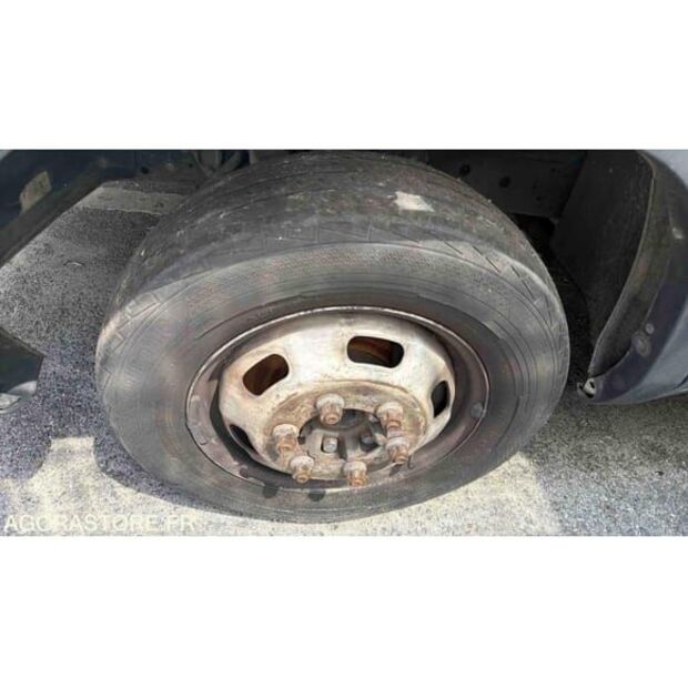 Iveco Daily-48277392