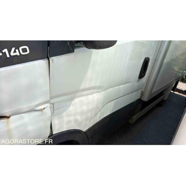 Iveco Daily-48277396