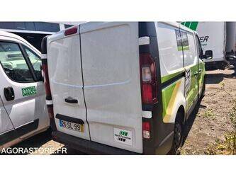 renault-trafic-1469625-48277440