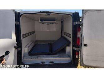 renault-trafic-1469625-48277444