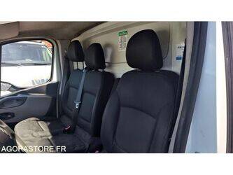 renault-trafic-1469625-48277454