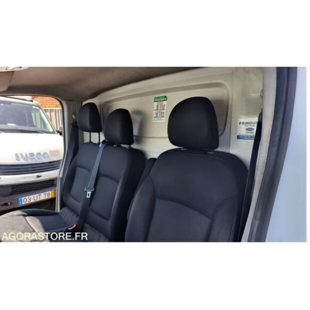 رينو Trafic-48277456