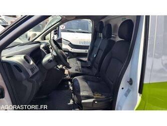 renault-trafic-1469625-48277463
