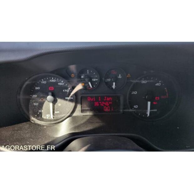 Iveco Daily-48277517