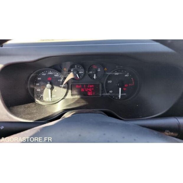 Iveco Daily-48277518