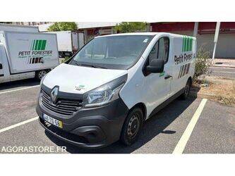 renault-traffic-1469631-48277863