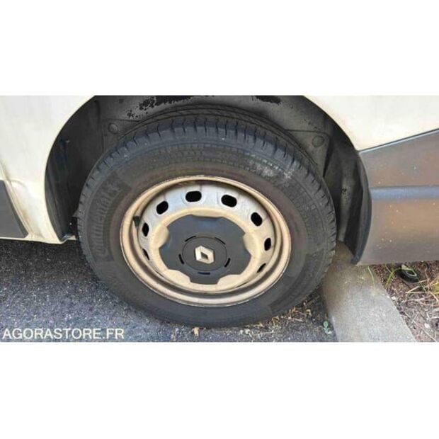 Renault Traffic-48277881