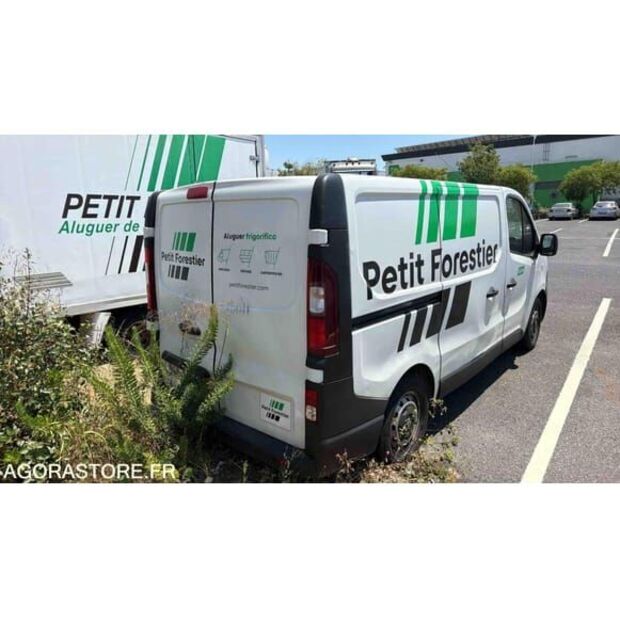 Renault Traffic-48277888