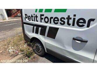 renault-traffic-1469631-48277889