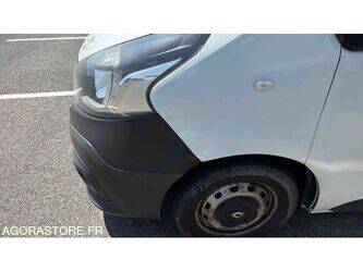 renault-traffic-1469631-48277892