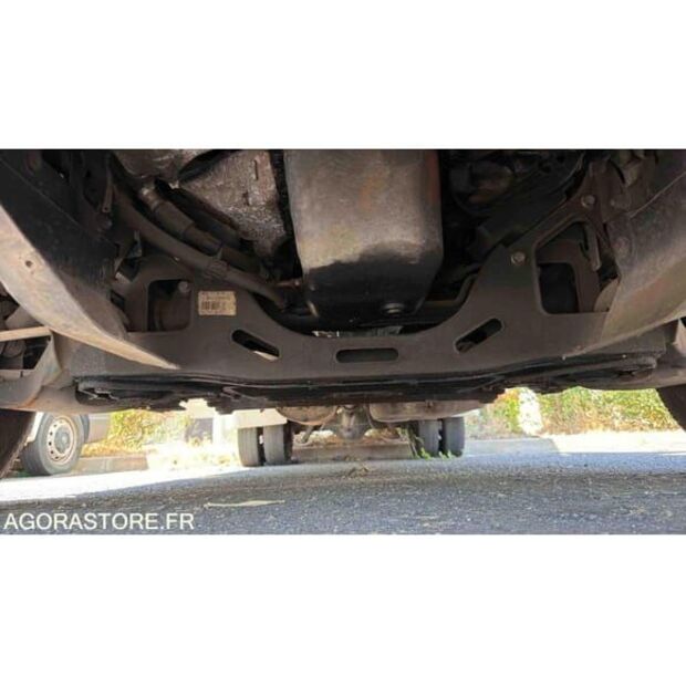 2017 Iveco 35-140-48277971
