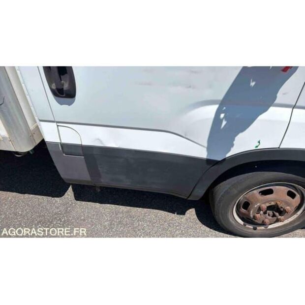 2017 Iveco 35-140-48277980