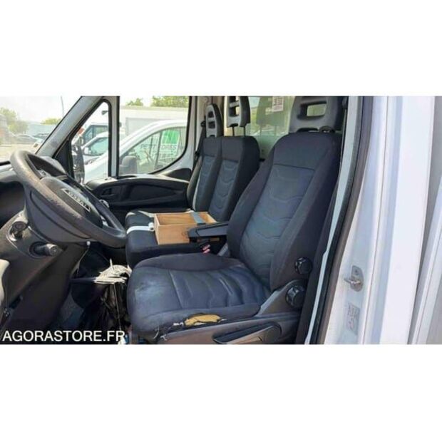2017 Iveco 35-140-48277985