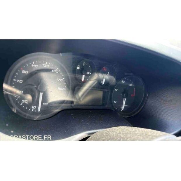 2017 Iveco 35-140-48278015