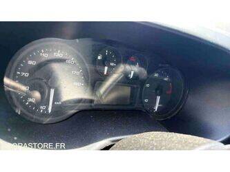 2017-iveco-35-140-1469633-48278015
