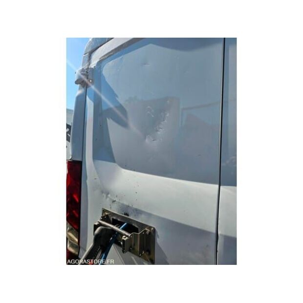 2023 Iveco 35S14N-48278542
