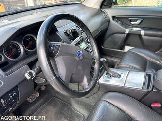 2011-volvo-xc90-48278764