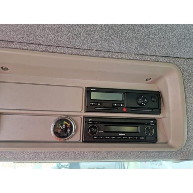 2015 Iveco 190S33-48279014