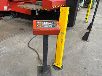 1993-amada-arcade-210-cnc-48281223