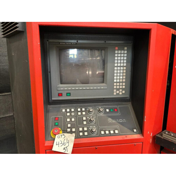 1993 Amada Arcade 210 CNC-48281271