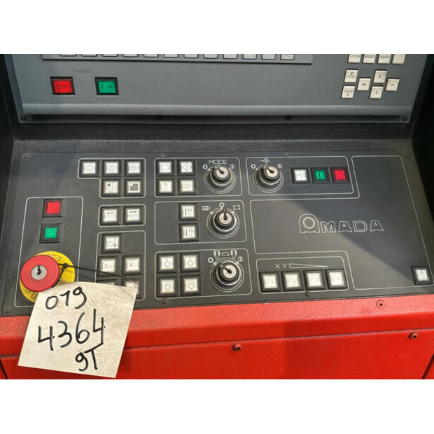 1993 Amada Arcade 210 CNC-48281273