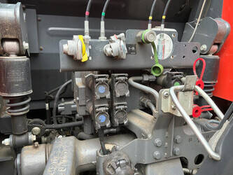 2021-kubota-m7173-48281330