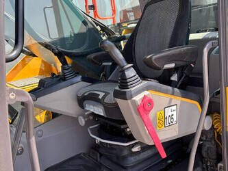 2019-volvo-ec380-en-l-1469646-48282270
