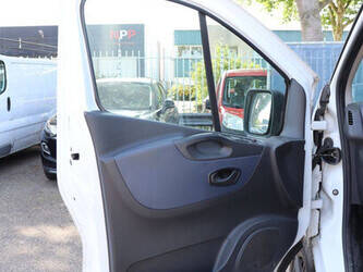 2016-opel-vivaro-b-1469650-48282426
