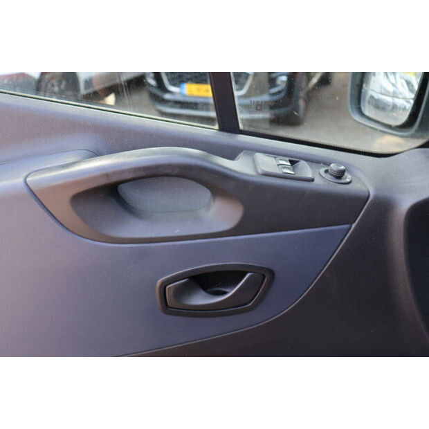 2016 Opel VIVARO-B-48282427