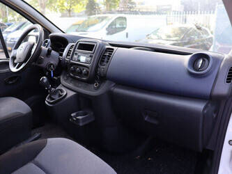 2016-opel-vivaro-b-1469650-48282449