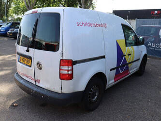 2012-volkswagen-caddy-1469652-48282498