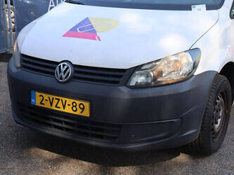 2012-volkswagen-caddy-1469652-48282502