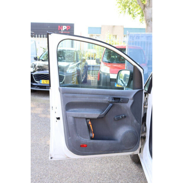 2012 Volkswagen Caddy-48282508
