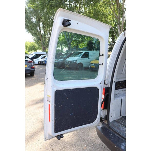 2012 Volkswagen Caddy-48282529
