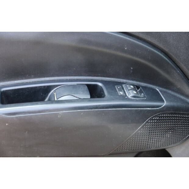 2015 Opel Combo van-48282551