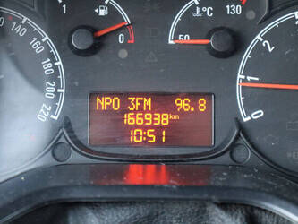 2015-opel-combo-van-1469653-48282560