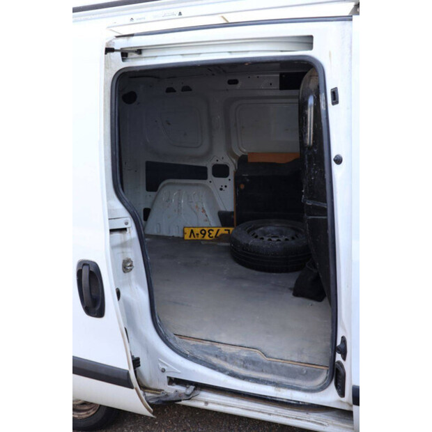 2015 Opel Combo van-48282570