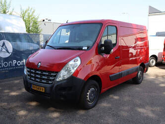 2014-renault-master-1469654-48282583