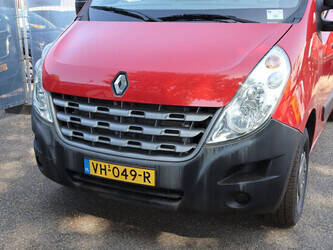 2014-renault-master-1469654-48282584
