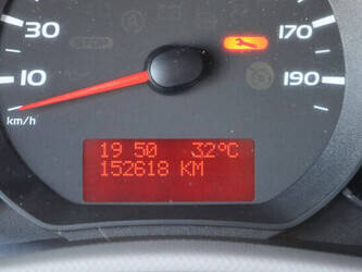 2014-renault-master-1469654-48282602