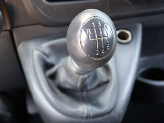 2014-renault-master-1469654-48282604