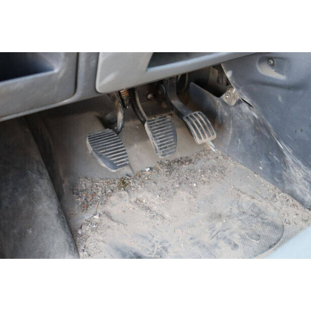 2012 Peugeot Expert-48282640