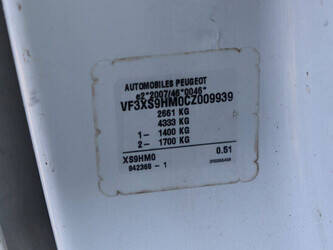 2012-peugeot-expert-1469655-48282655