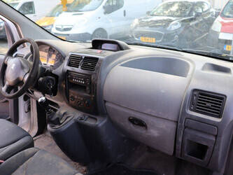 2012-peugeot-expert-1469655-48282656