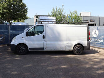 2012-opel-vivaro-1469657-48282706