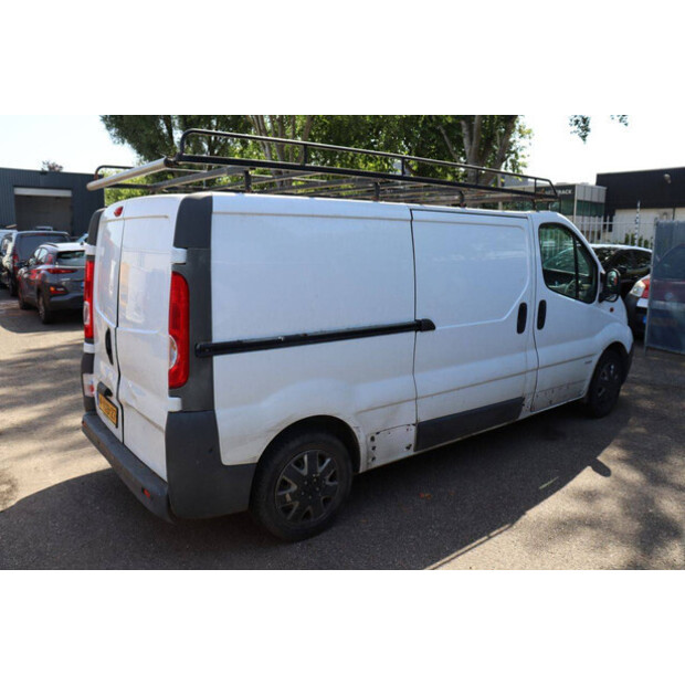 2012 Opel Vivaro-48282710