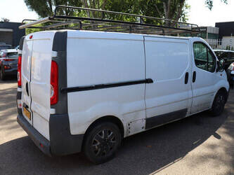 2012-opel-vivaro-1469657-48282710