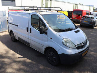 2012-opel-vivaro-1469657-48282711