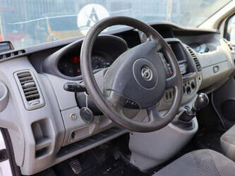 2012-opel-vivaro-1469657-48282725